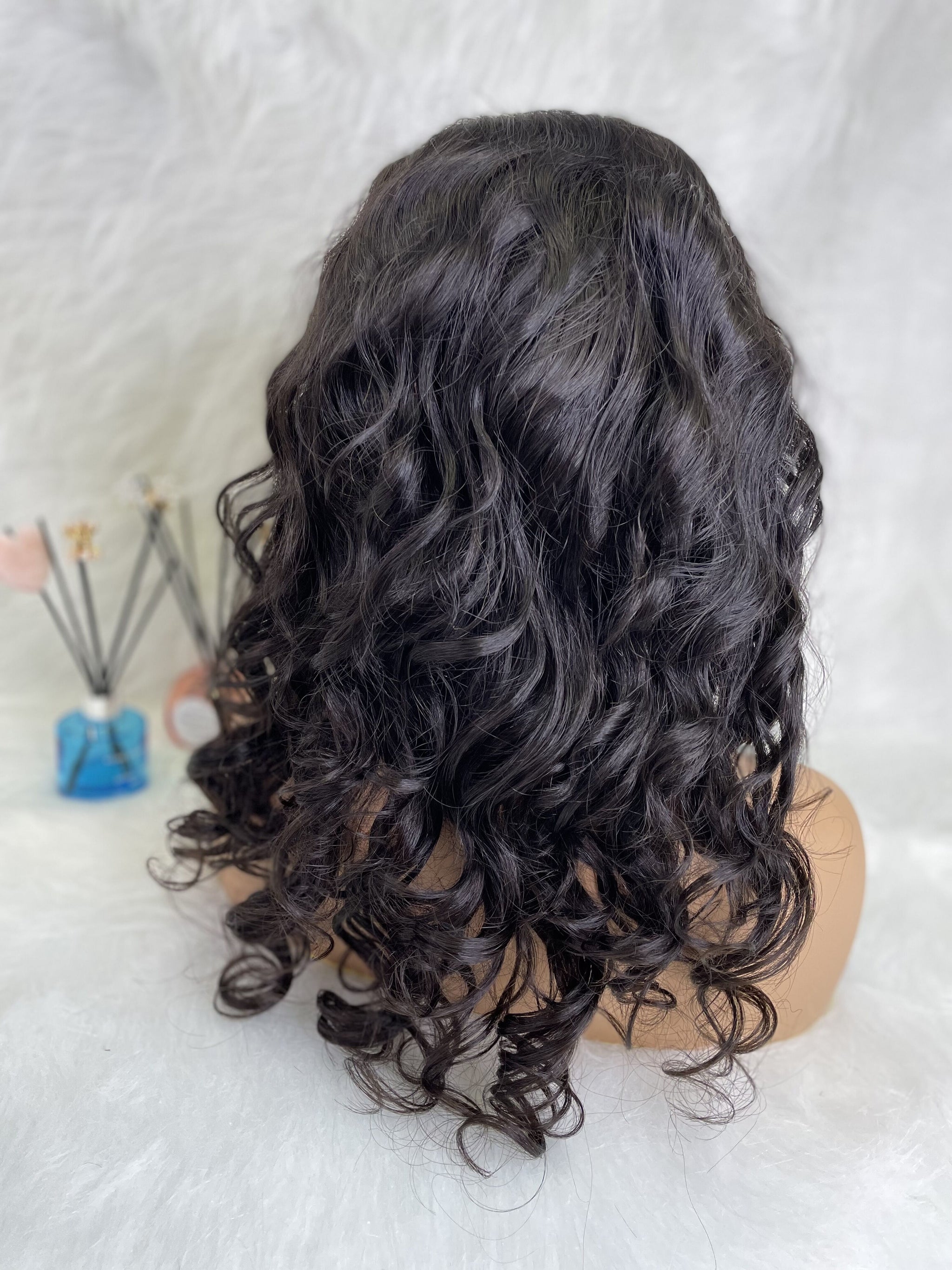 Peruvian Loose wave wig