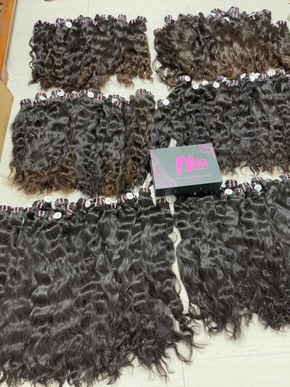 Raw Indian wavy Hair Bundles From One Donor