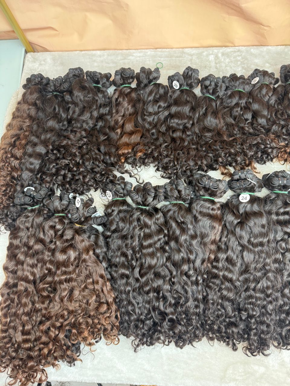 Unprocessed Raw Indian Curly Hair Bundles From One Donor