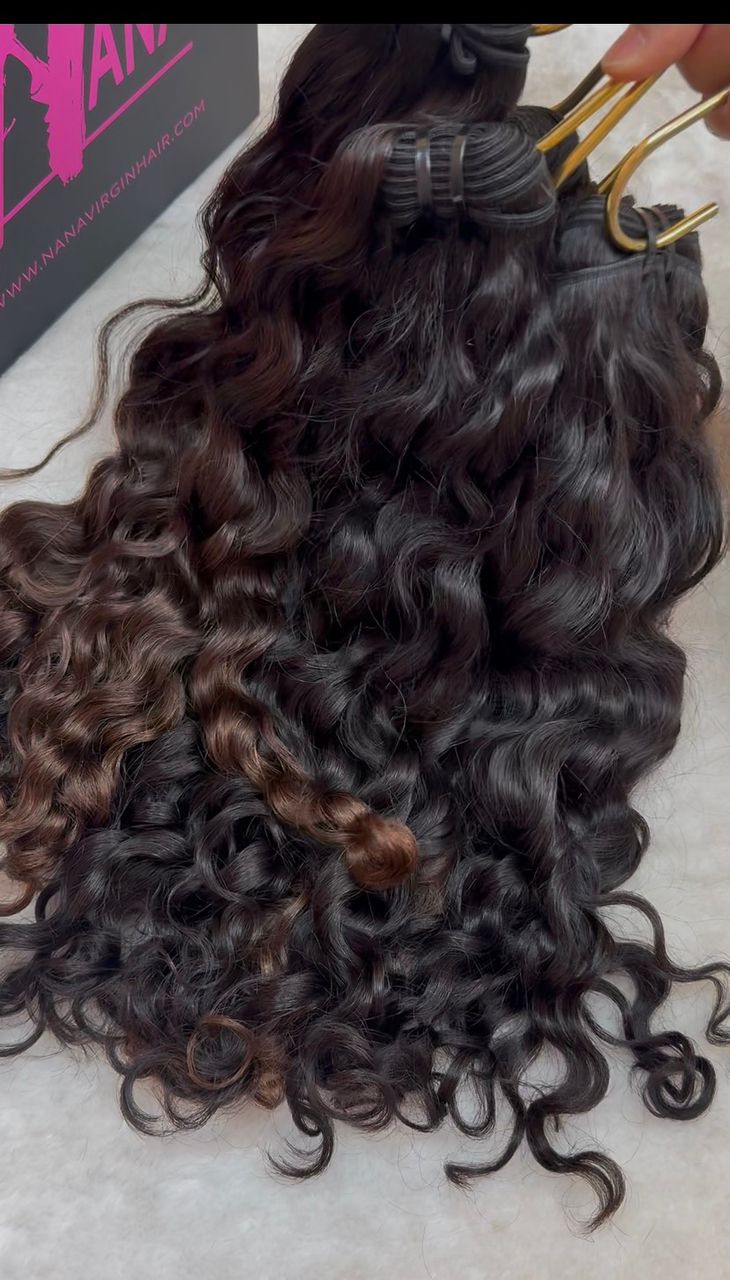 Unprocessed Raw Indian Curly Hair Bundles From One Donor